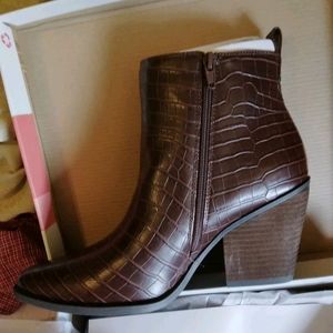 Soul Naturalizer Micah Brown Croc Women's Boots 6m